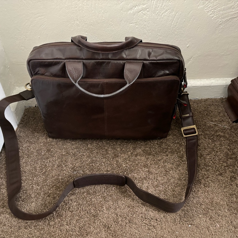 Visconti brown leather messenger bag